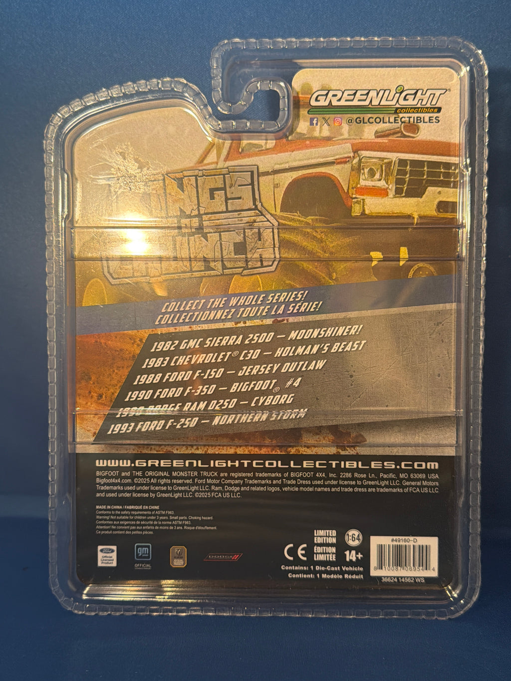 Greenlight King of Crunch '90 Ford F-350 Bigfoot  1:64 - Blue Chase! — back view