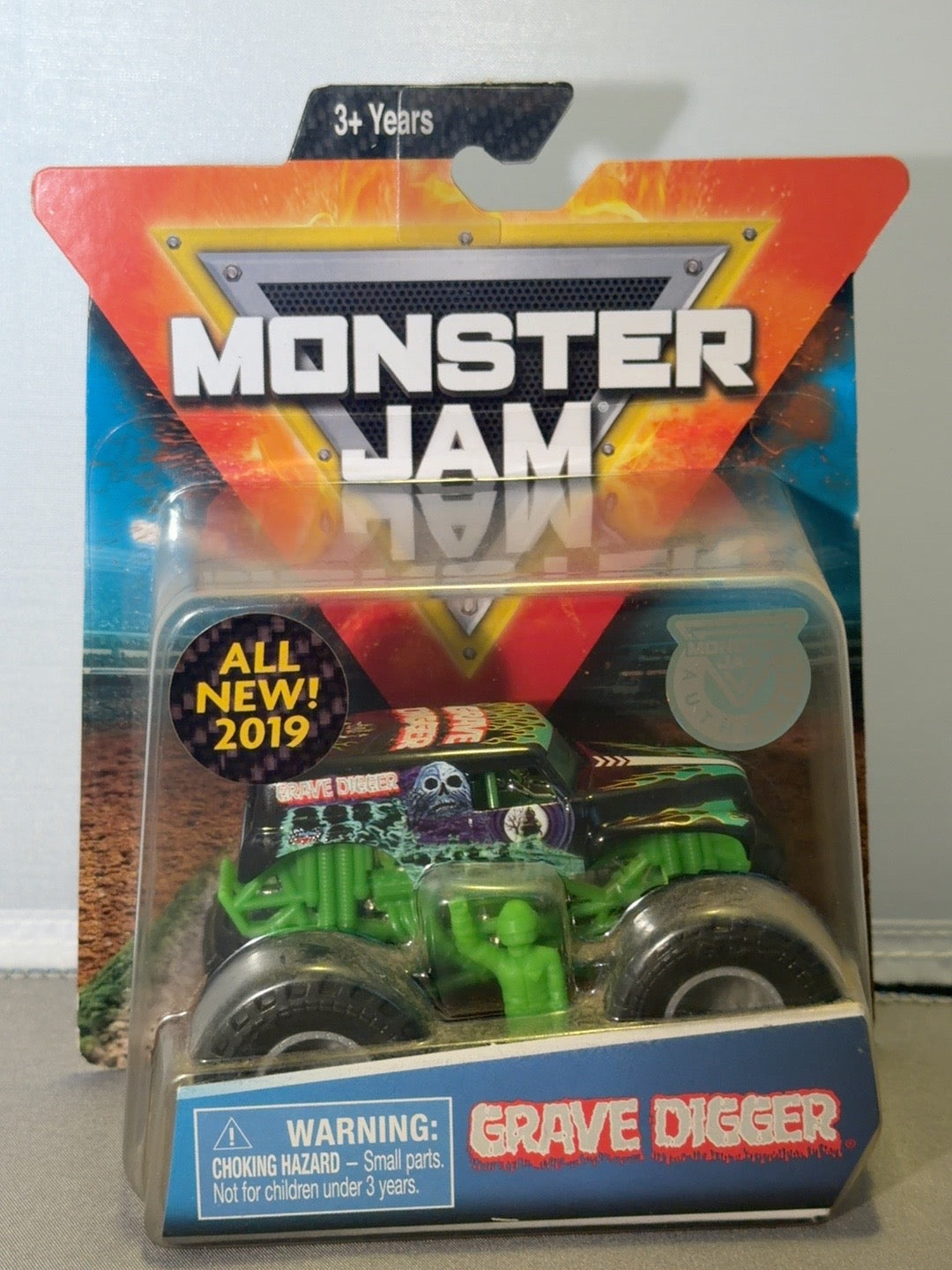 Original front photograph of 2019 Grave Digger Series 1 sealed packaging