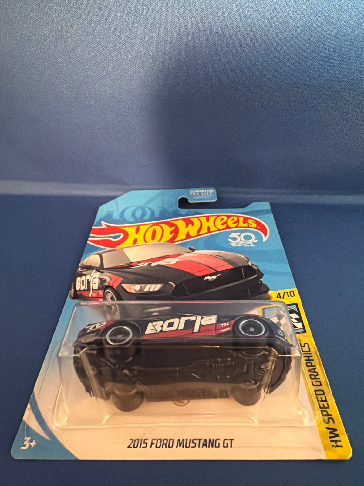 Hot Wheels 2018 Super Treasure Hunt 2015 Ford Mustang GT — additional view 3