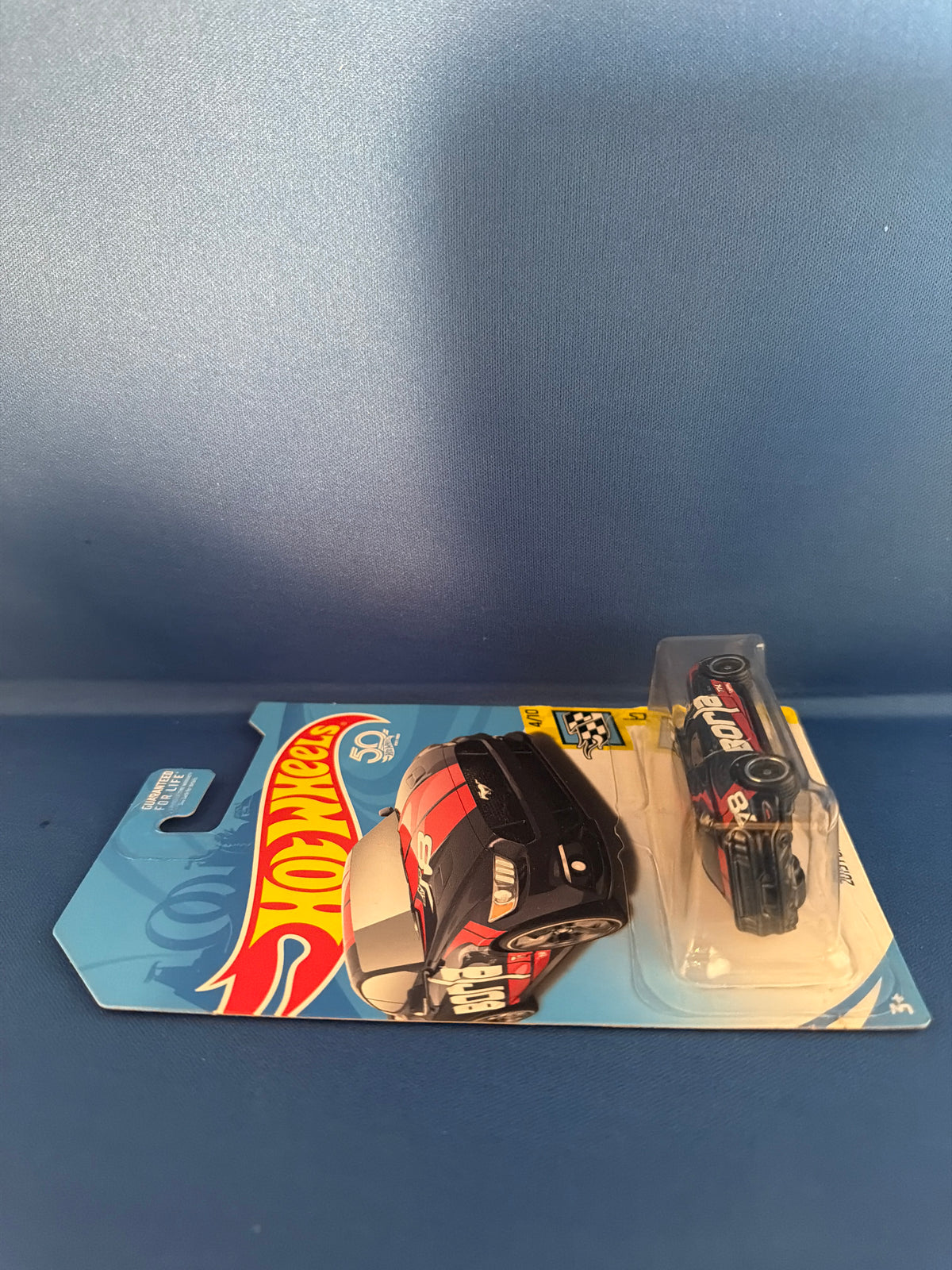 Hot Wheels 2018 Super Treasure Hunt 2015 Ford Mustang GT — additional view 5