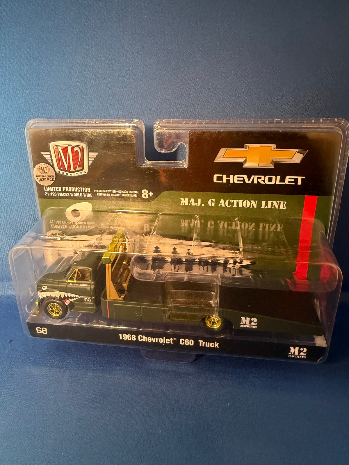 M2 Machines 1968 Chevy C60 MAJ G Action Line Chase 1:64 — front view