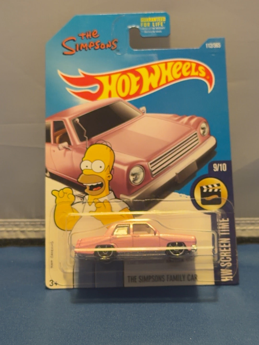 2017 Hot Wheels Simpsons Family Car DTX37 front