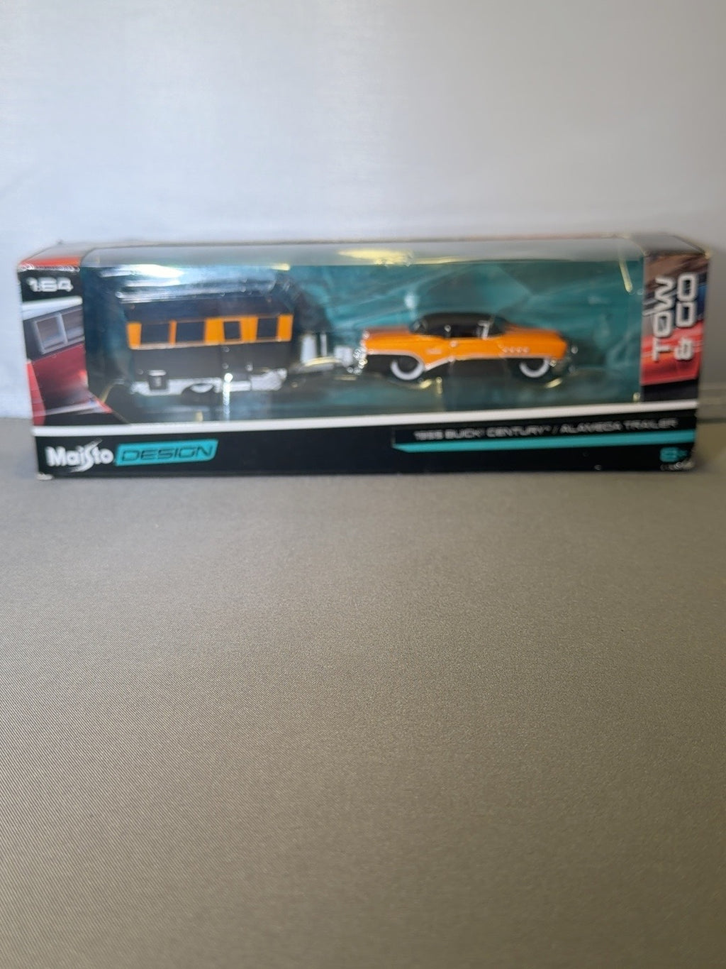 Maisto Tow & Go 1955 Buick Century & Alameda Trailer Orange Black 1:64 — original photo 1