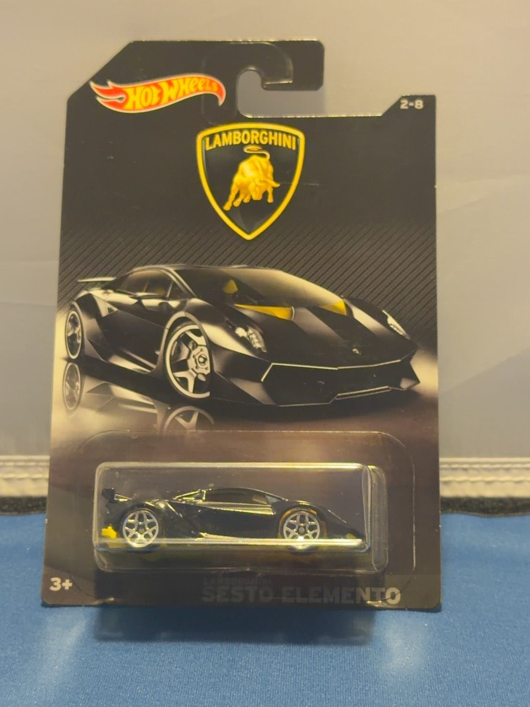 Lamborghini Sesto Elemento 2/8
