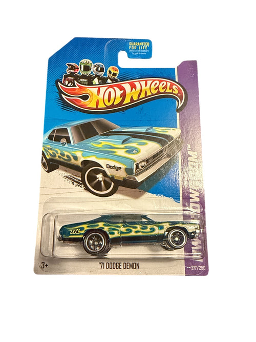 2013 Hot Wheels Super Treasure Hunt '71 Dodge Demon #217 front card