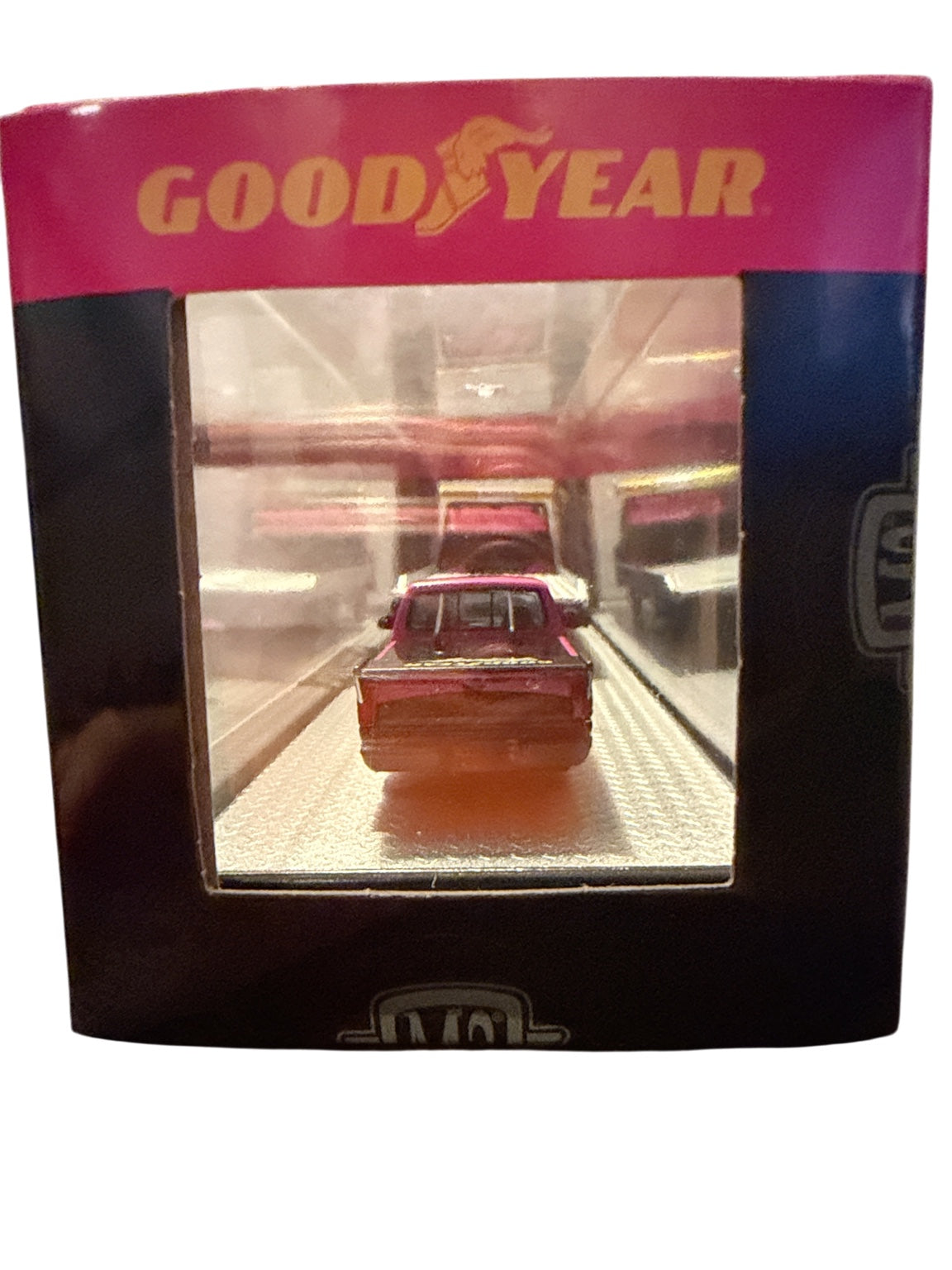 M2 Goodyear pink R102 Ford hauler set pickup end