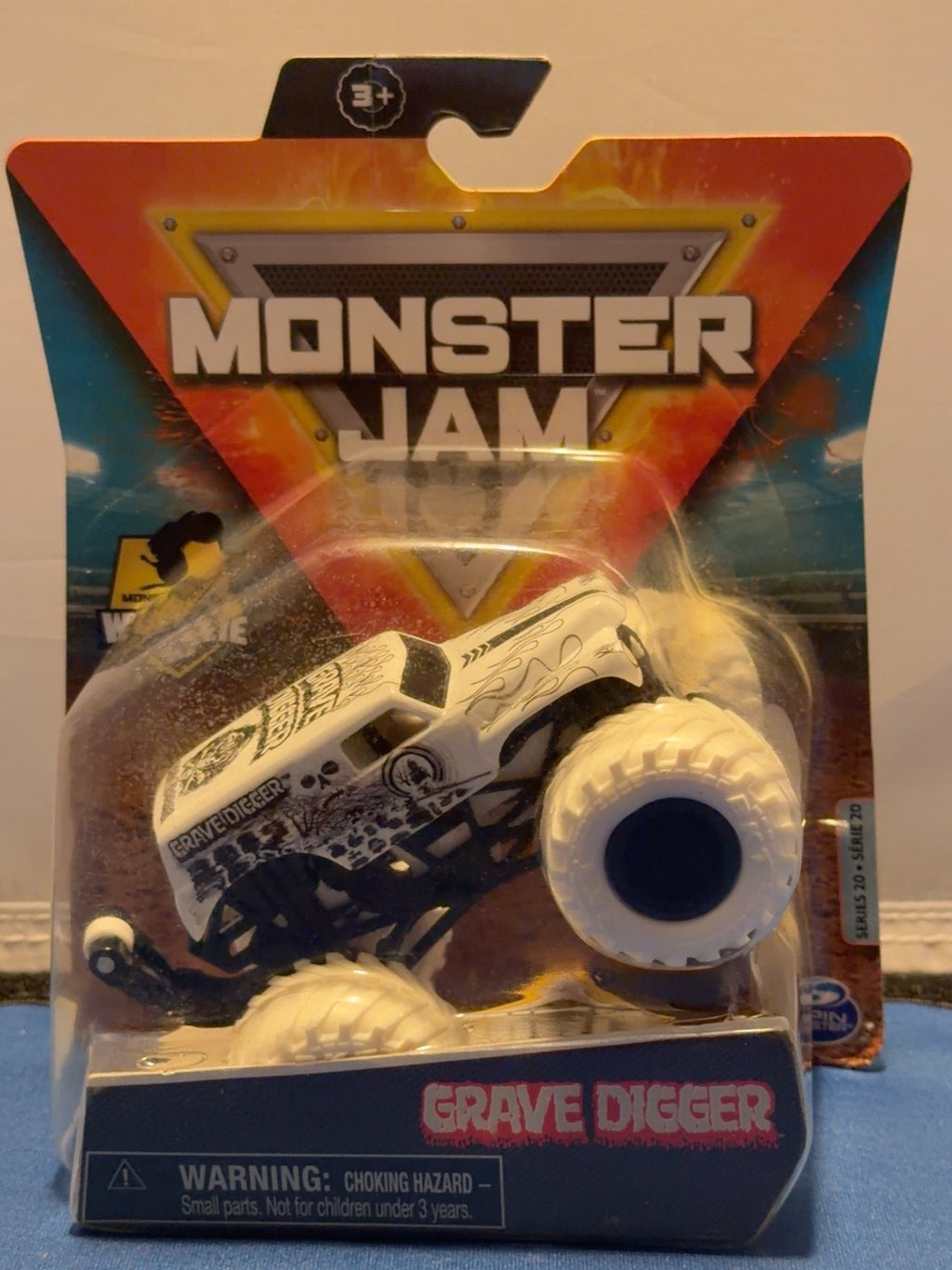 2021 Monster Jam Grave Digger Max Contrast Series 20 white truck with wheelie bar, front