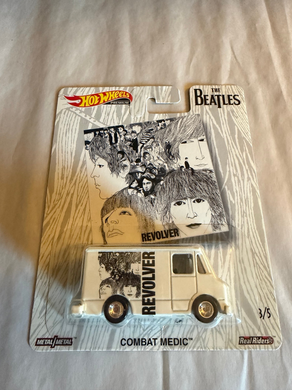 2019 Beatles complete five-car album art set photo 5