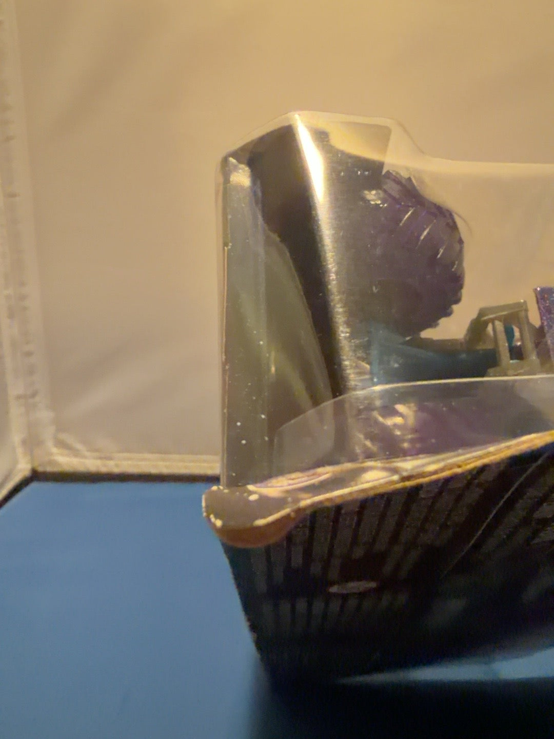 Close-up of soft bent packaging corner