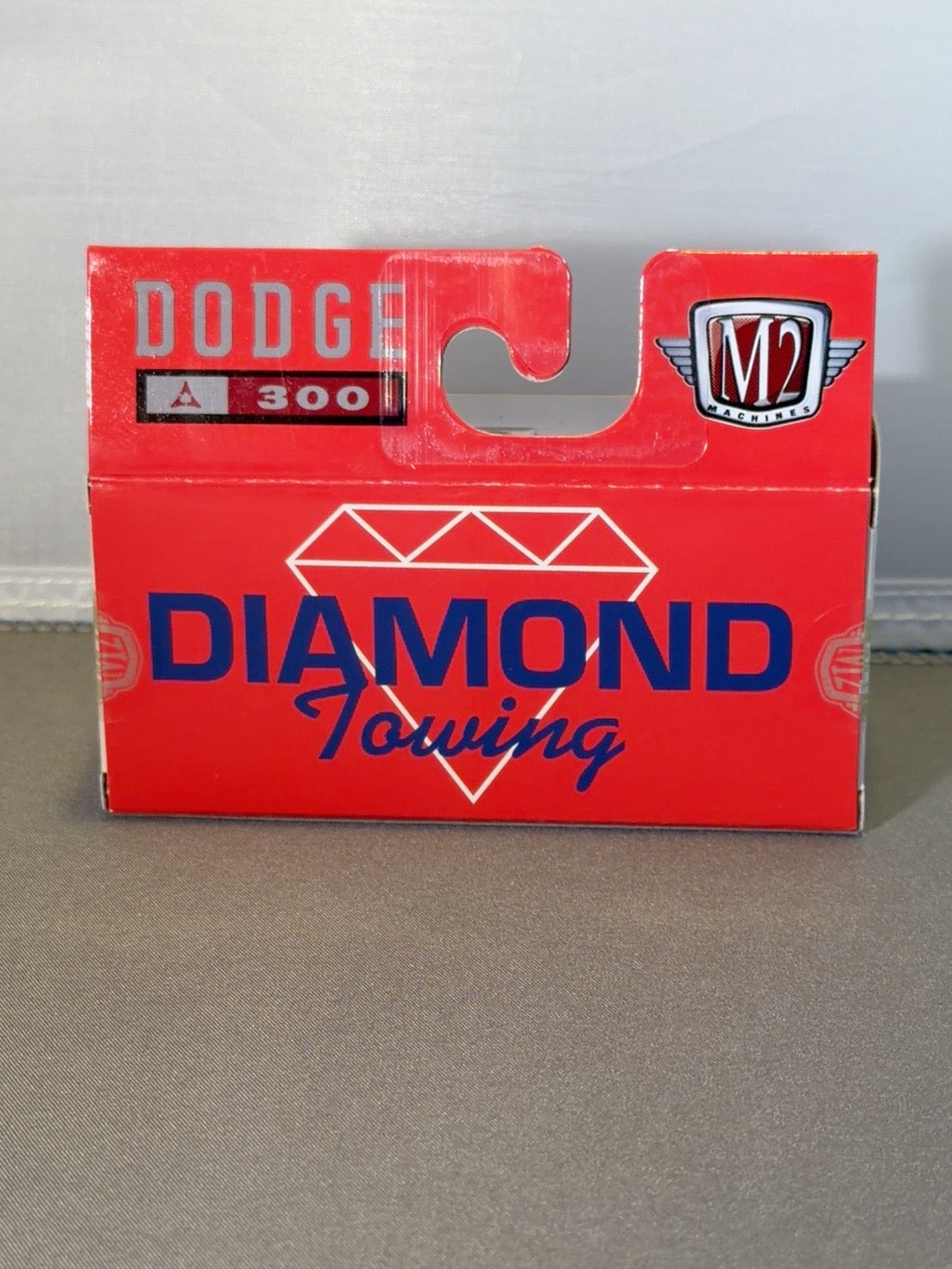 M2 Machines Diamond Towing Dodge D-300 original photo 2