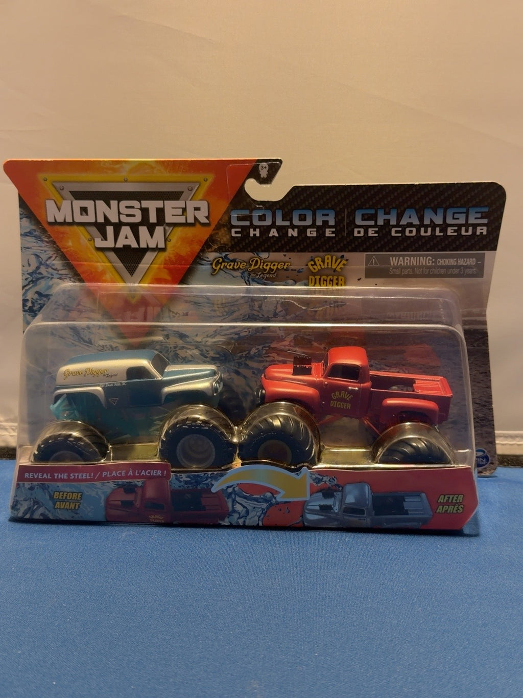 Monster Jam Reveal the Steel Grave Digger the Legend vs red Grave Digger front