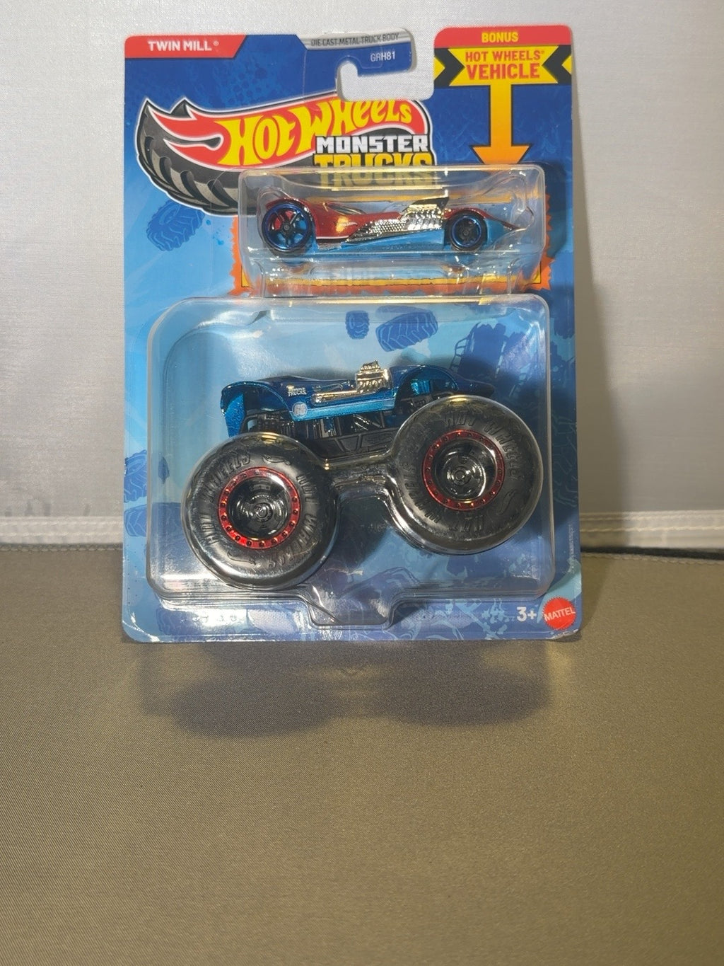Twin Mill JJT56 original front photo