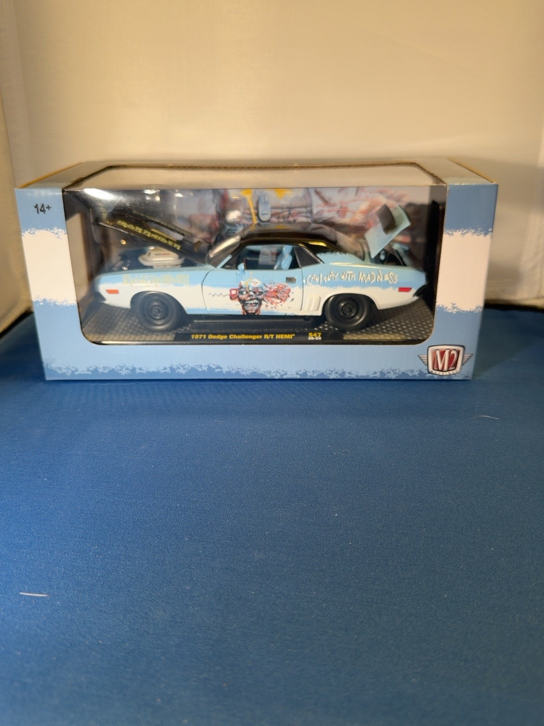 M2 Machines Iron Maiden 1971 Dodge Challenger R/T HEMI 1:24 boxed model