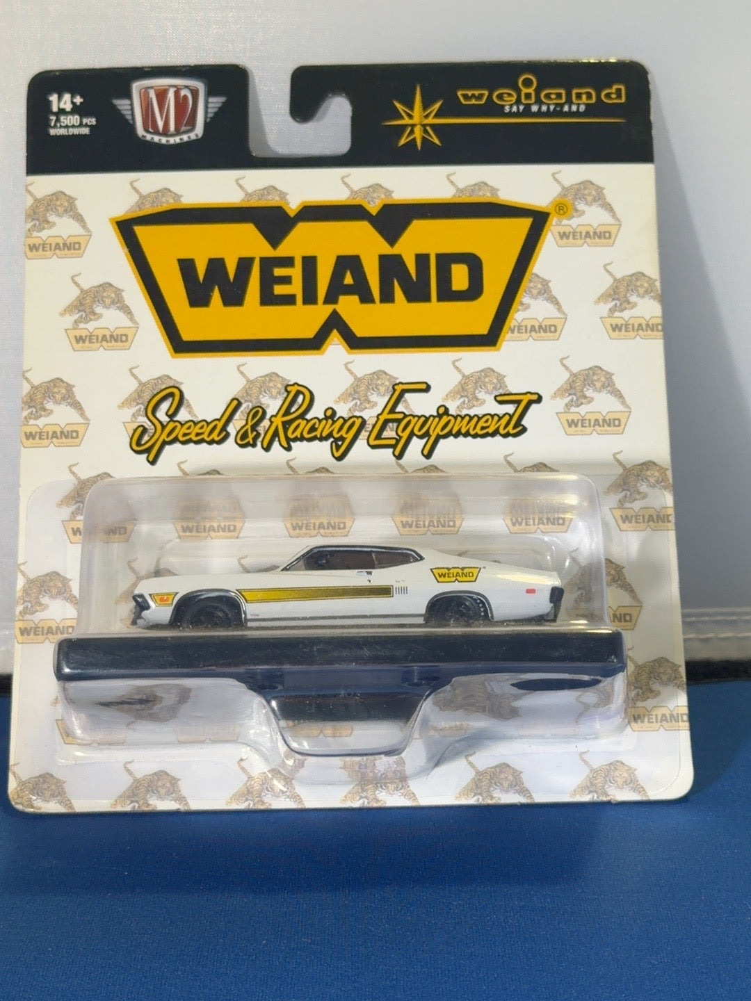 M2 Machines Weiand 1970 Ford Torino GT 429 SCJ R103 1:64 sealed collectible