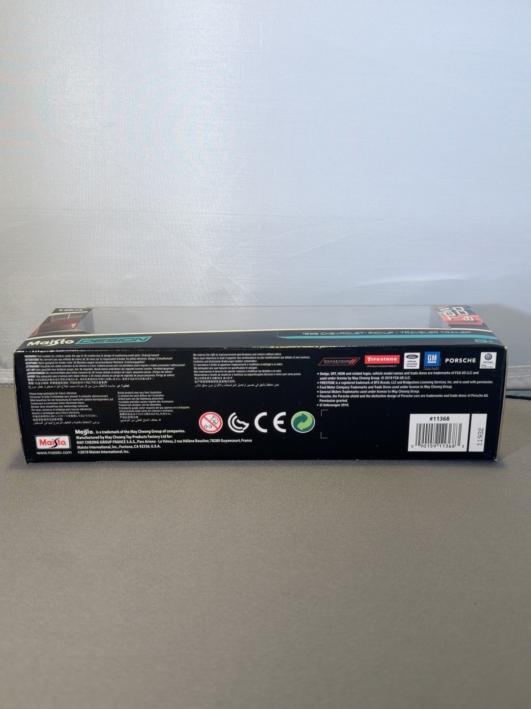 Original back photo Maisto Tow & Go packaging and UPC