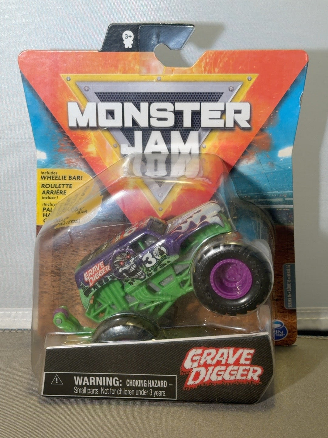 Original front photo Grave Digger 30th Anniversary Series 16 sealed